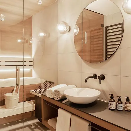 Omaela Apartahotel