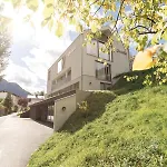 Omaela Apartahotel Sankt Anton am Arlberg