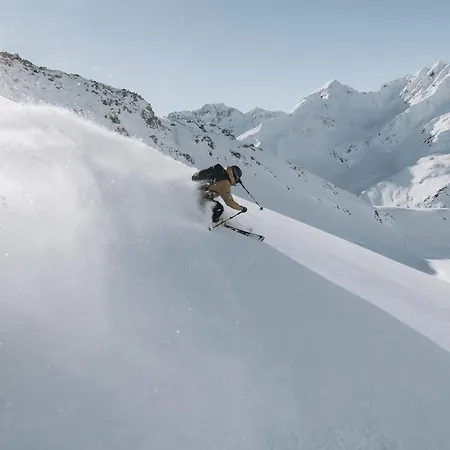 公寓式酒店 Omaela 4*